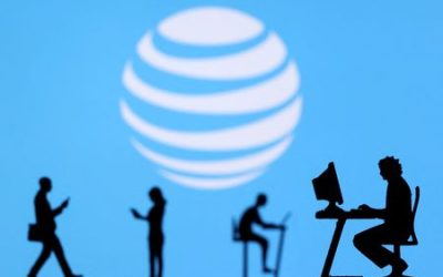 AT&T investors to focus on risk from lead cables, cash flow