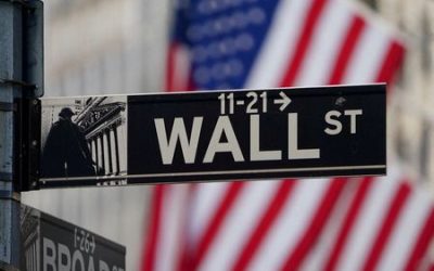 Hedge funds short food, beverage and tobacco stocks amid soaring bond yields -Goldman Sachs