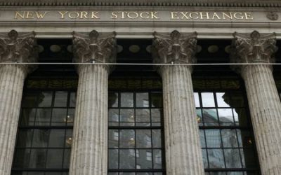 Stocks rally, dollar eases as Wall Street shrugs off Powell