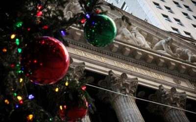 S&P 500 ends higher ahead of long holiday weekend