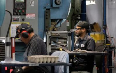 Canadian factory PMI falls to three-year low in September