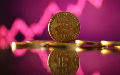 Bitcoin falls to $40,000, lowest level since bitcoin ETF launch